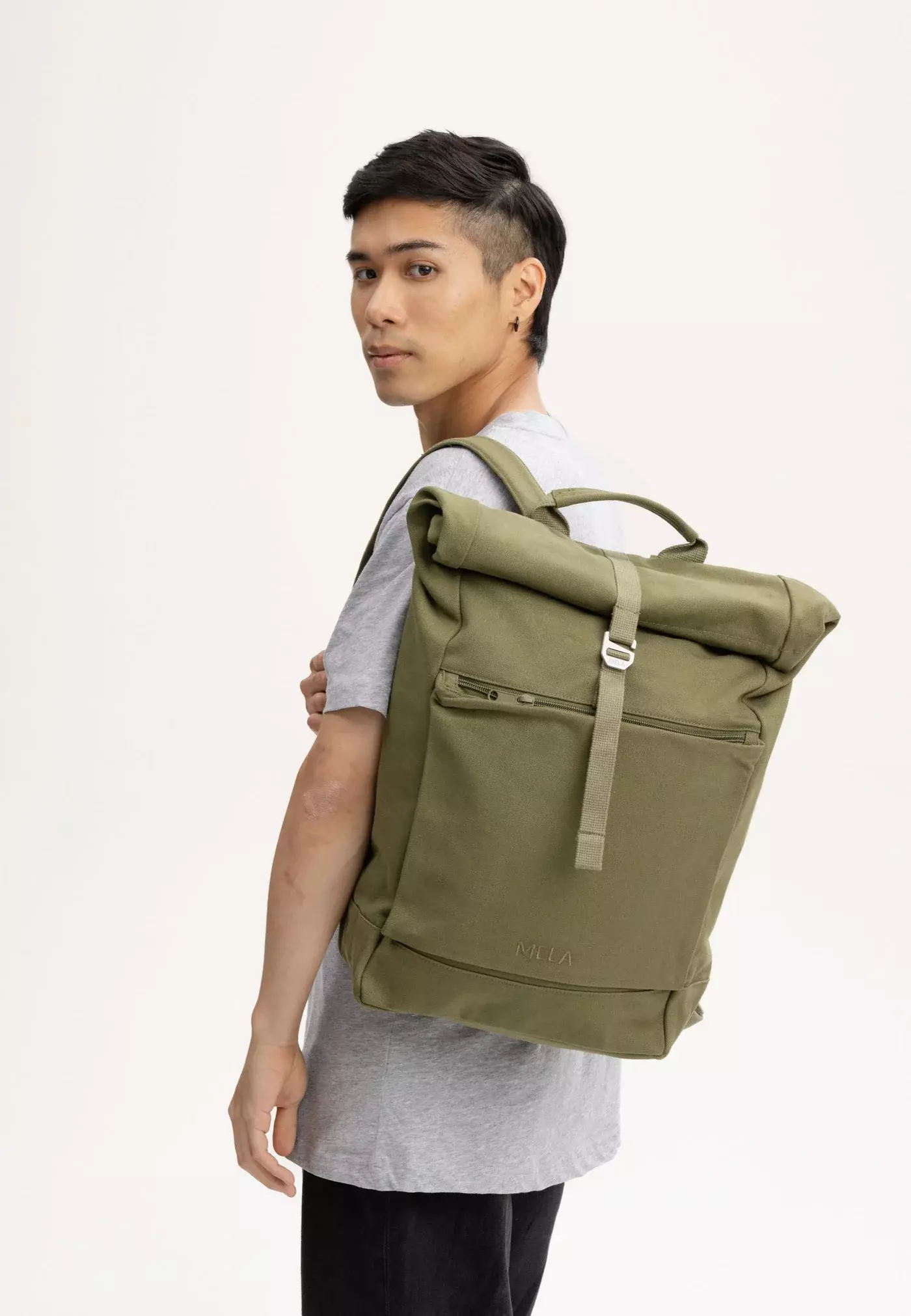 MELA Rucksack AMAR olivgrün